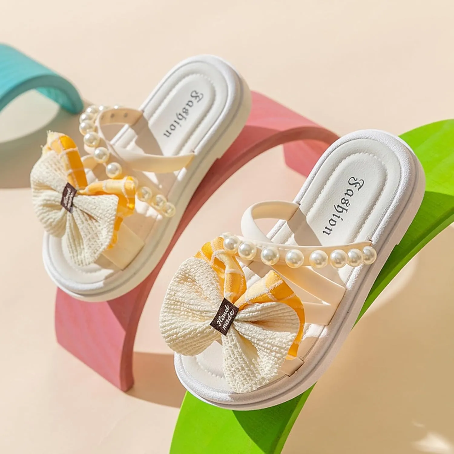 Classic Open Toe Flat Sandals Children Shoes Comfortable Soft Soled Slippers Fashionable Flower Pearl Beach Sandals And Slippers