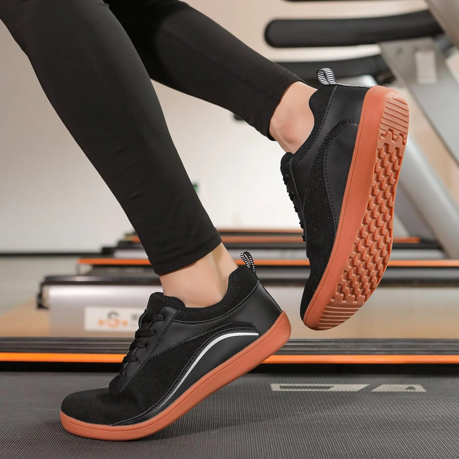 Fashion Sport Shoes for Men Breathable and Light Outdoor Comfy Walking Shoe Men's Lightweight Cushion Sneakers