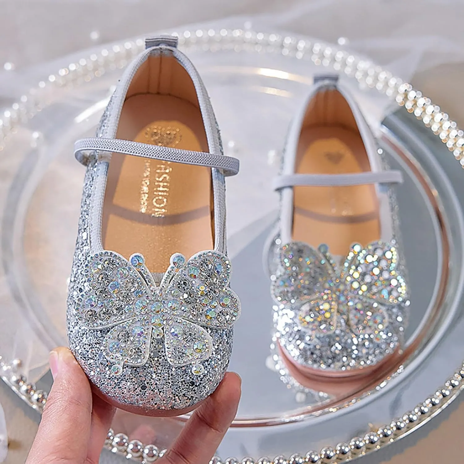 Girls Flat Sandals Comfortable Soft Fashionable Shiny Sandals Girls White Size 3
