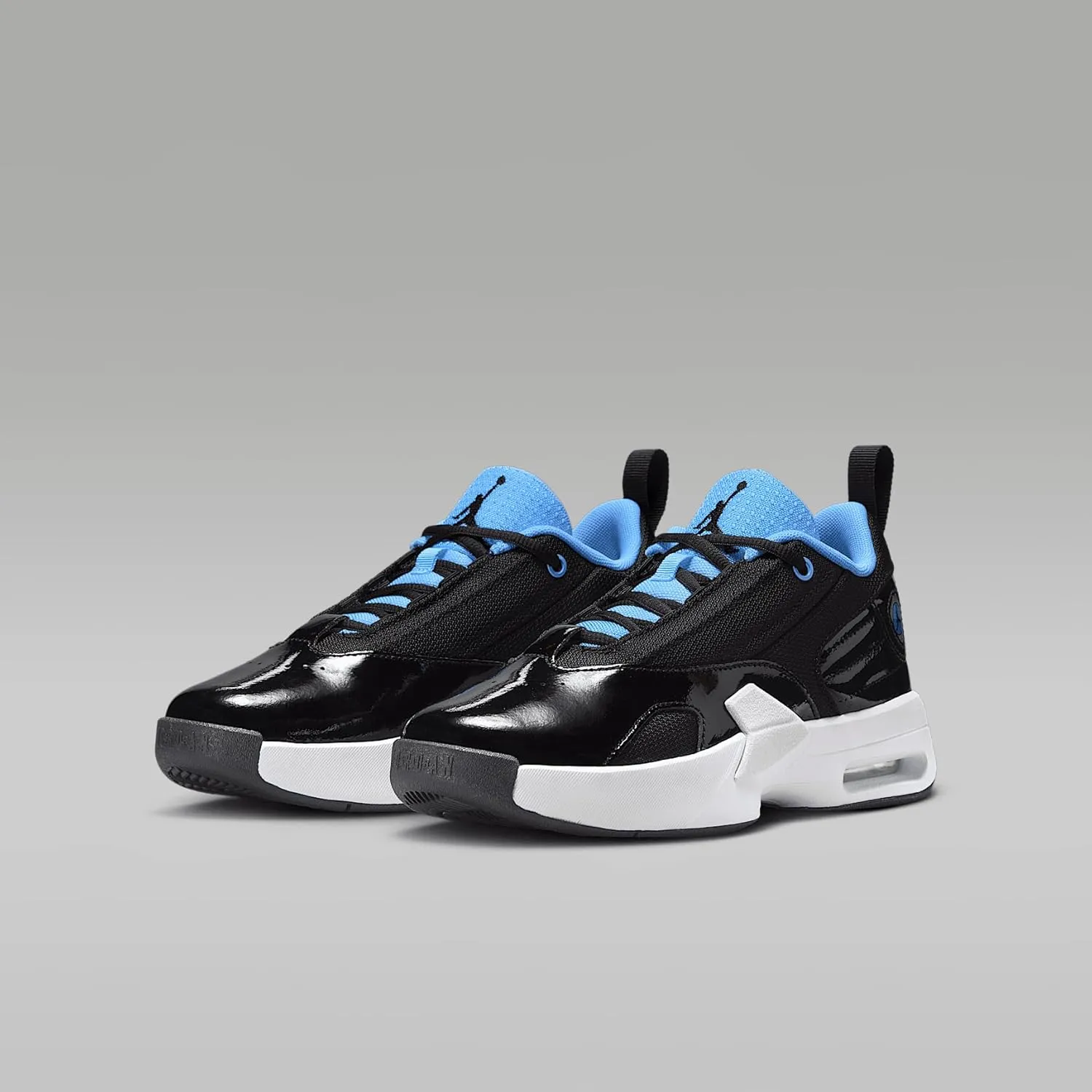 Jordan Max Aura 6 Big Kids' Shoes (FQ8297-004, Black/University Blue/White/Black)