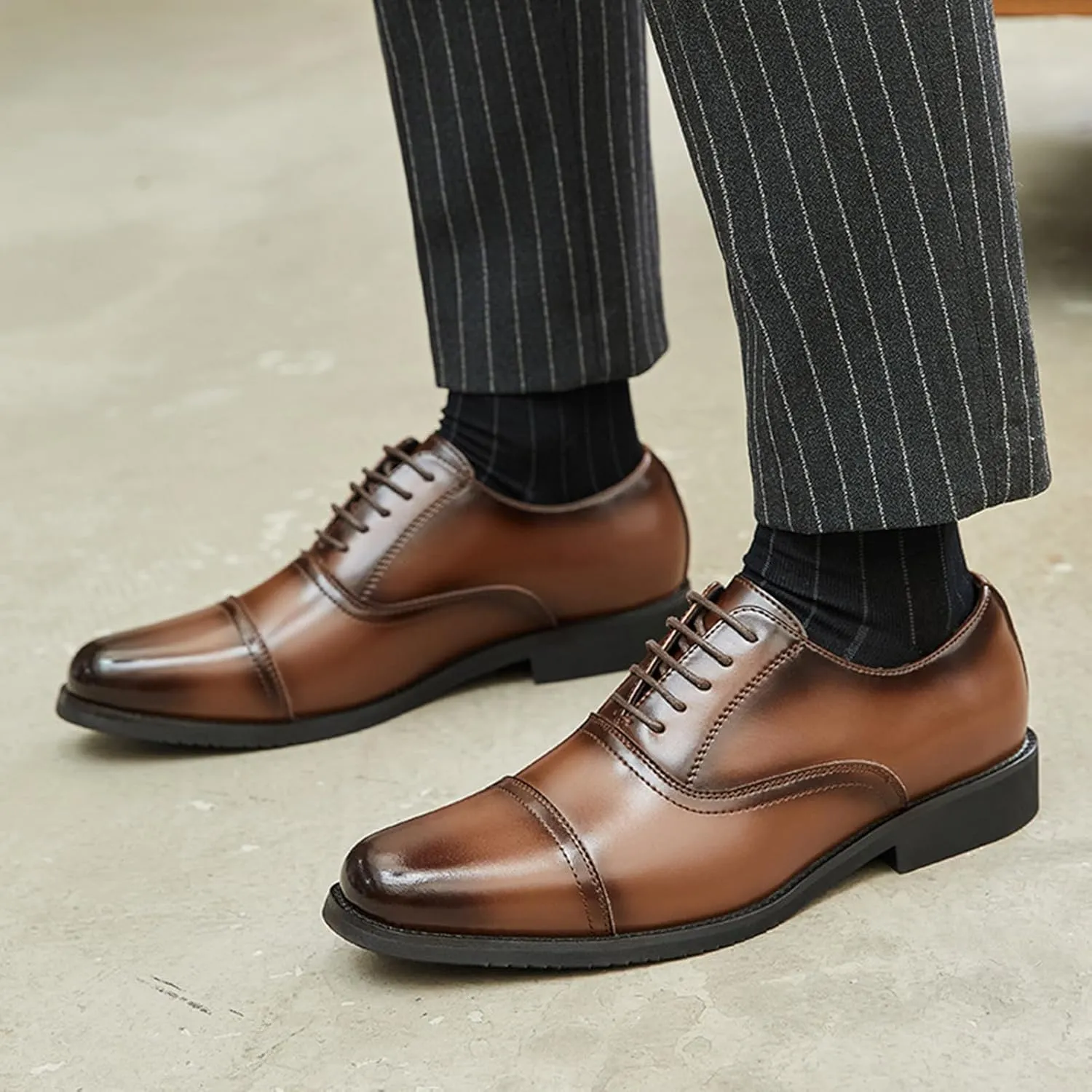 Mens Classic Formal Oxford Shoes, Italian Luxury Patent Leather Tuxedo Wedding Business Dress Shoes Classic Pointed Toe Brogue Non Slip Formal Party