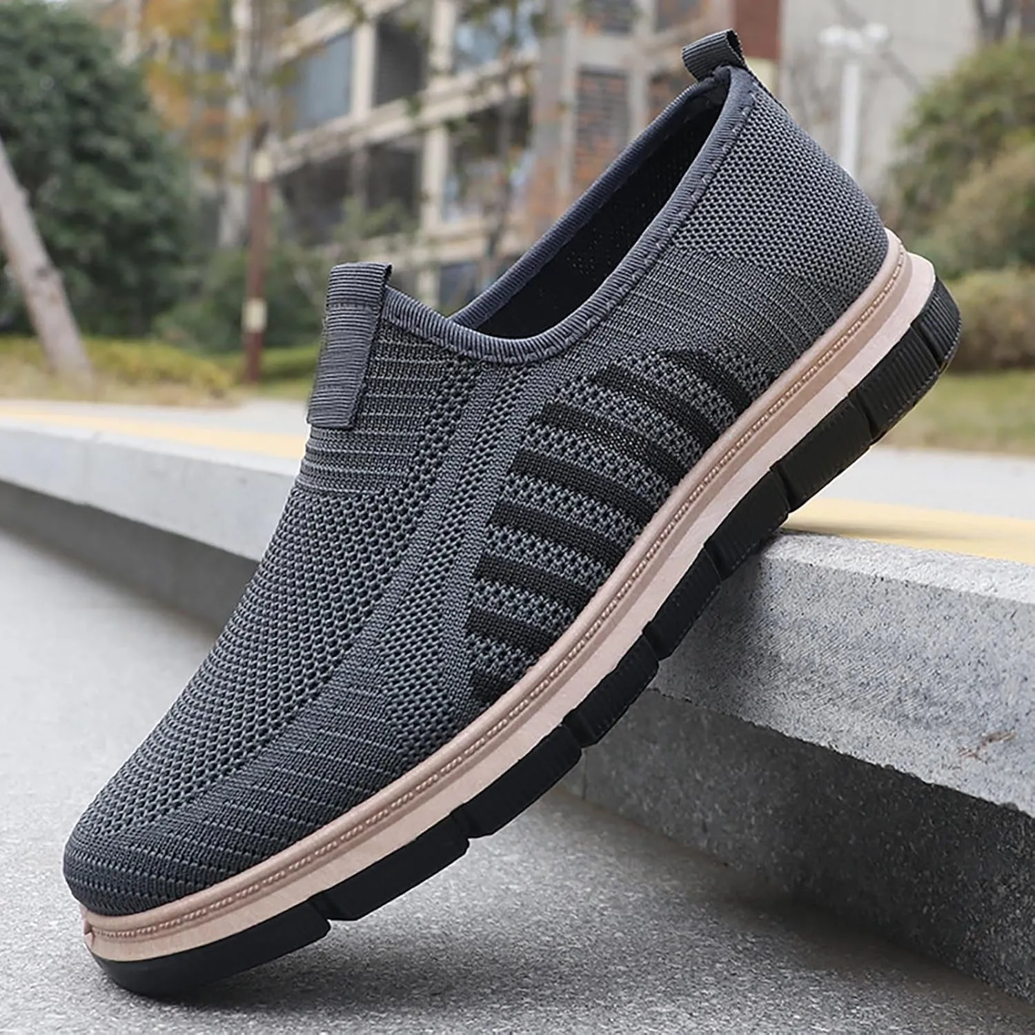 Mens Flat Sneakers Solid Color Casual Breathable Soft Slip-on Walking Running Shoes Comfortable Tennis Shoes Non Slip Summer Spring Mens Sneakers