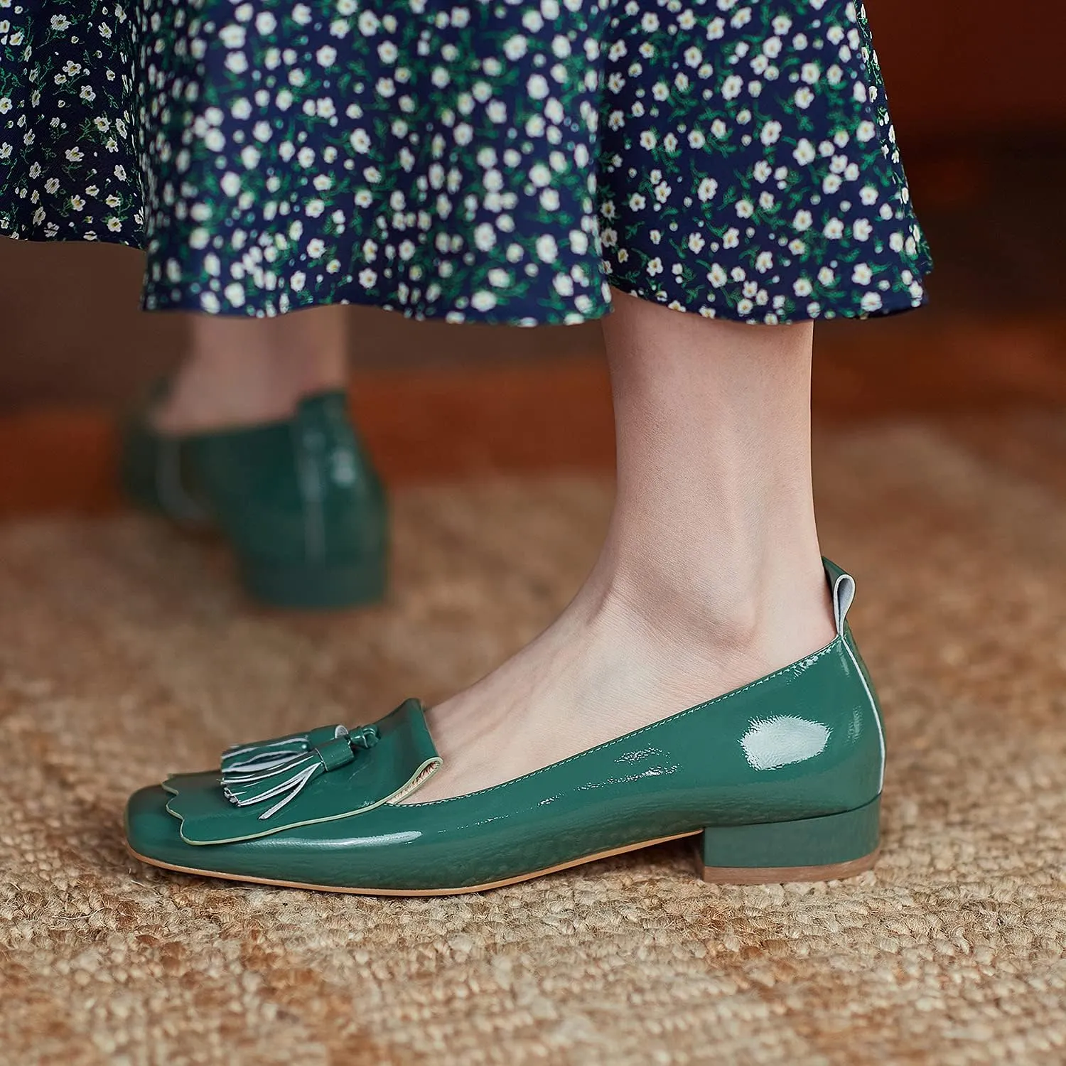 MOOMMO Women Square Toe Tassel Loafer Flats Patent Leather Slip on Fringed Flat Loafers Low Chunky Block Heels Penny Loafers Girls Office Ladies Cute Flats Shoes Casual Work School Fall 4-9 M US