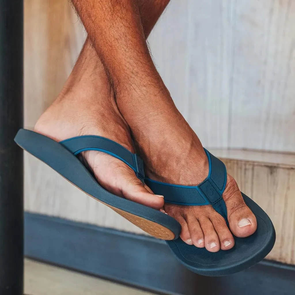 OLUKAI Koko'o Men's Beach Sandals, Quick-Dry Flip-Flop Slides, Water Resistant & Lightweight, Compression Molded Footbed & Ultra-Soft Comfort Fit
