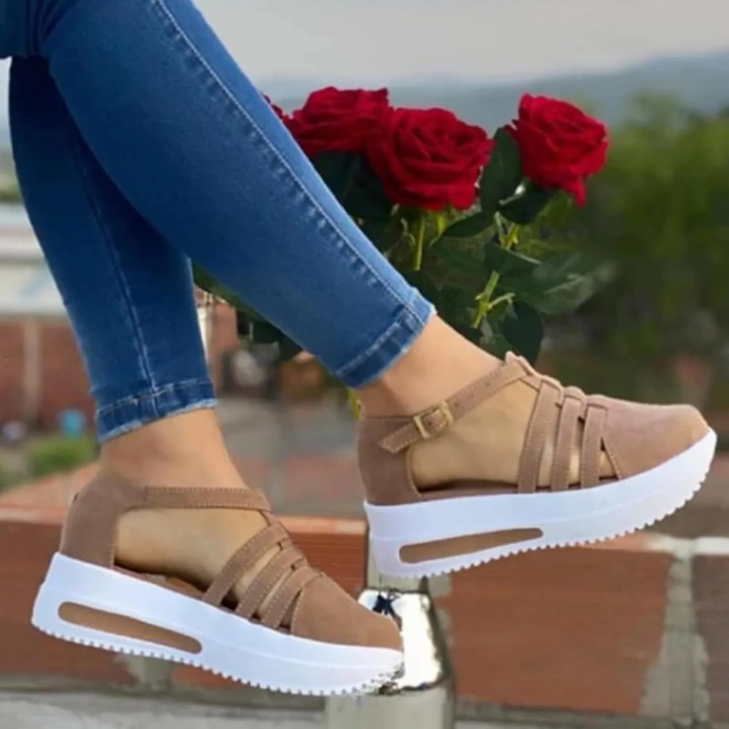 Platform Sandals Women Comfortable Wide Width Closed Toe Beach Slides Ankle Strap Wedges Flat Buckle up Walking Slip On Shoes Dressy Summer Dressy Sneakers 2025 Spring