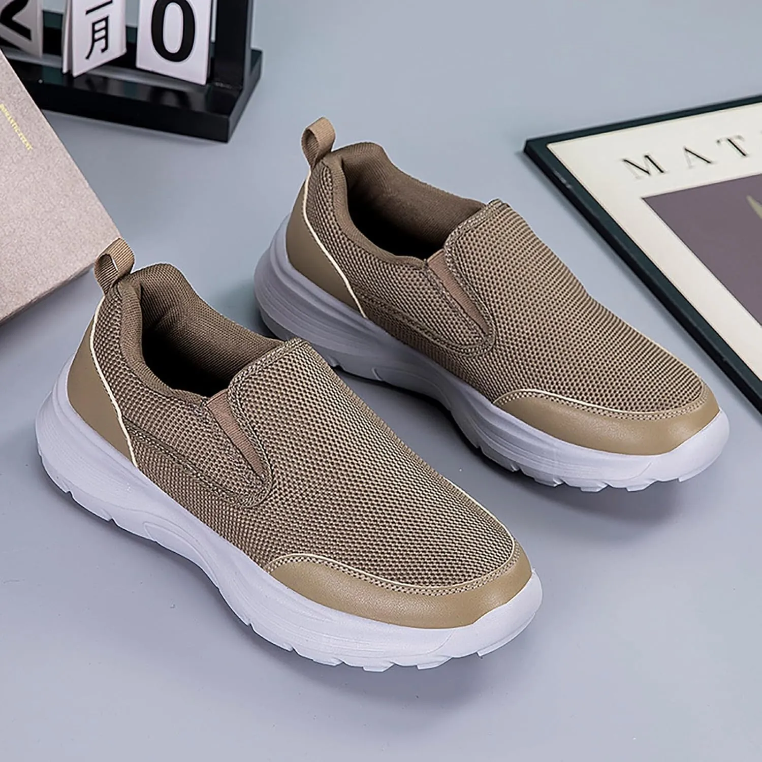 Walking Shoes for Men Mesh Walking Shoes Breathable Lightweight Running Shoes Slip On Casual Sneaker for Women
