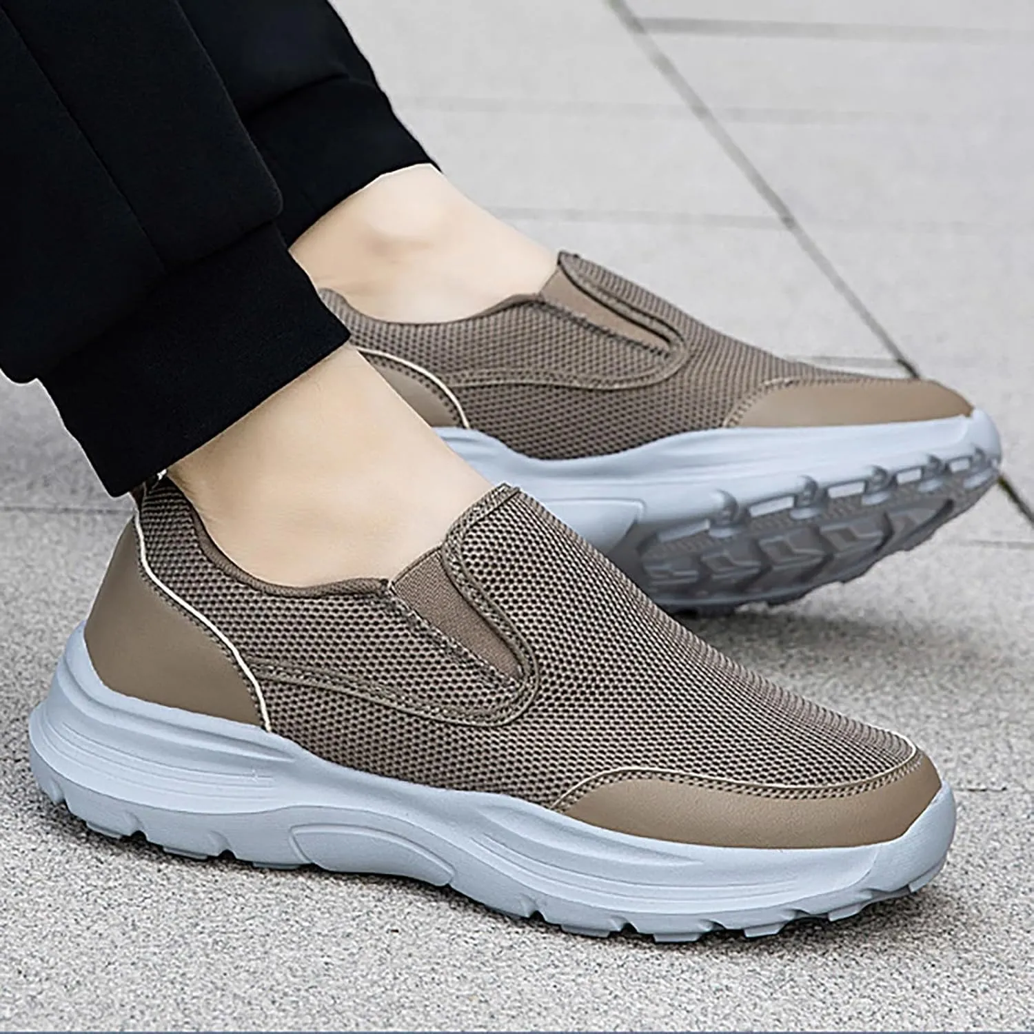 Walking Shoes for Men Mesh Walking Shoes Breathable Lightweight Running Shoes Slip On Casual Sneaker for Women
