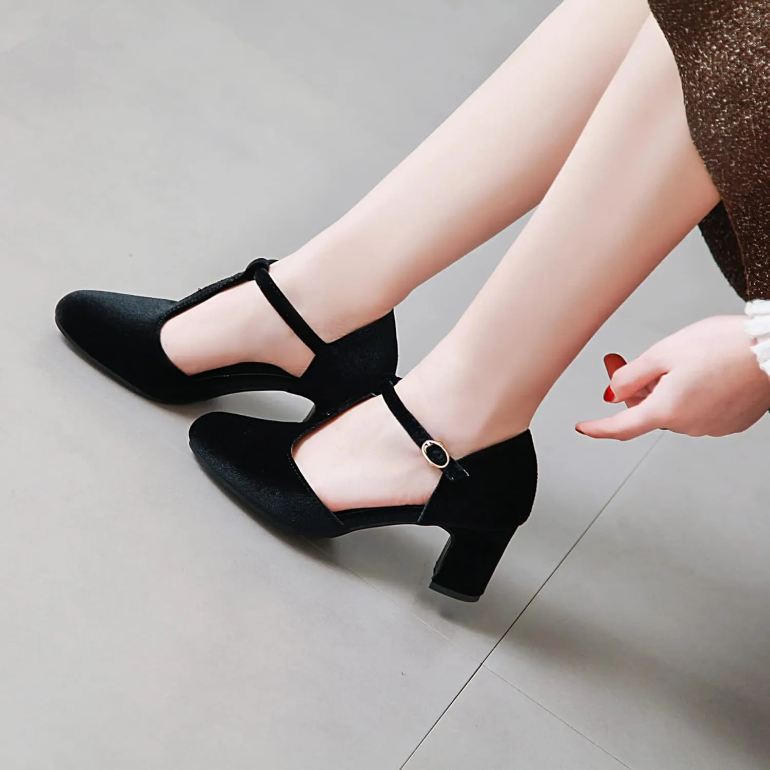 Womens T Strap Heels Velvet Block High Chunky Heels Black Green Closed Toe Dress Shoes Ankle Strap Pumps